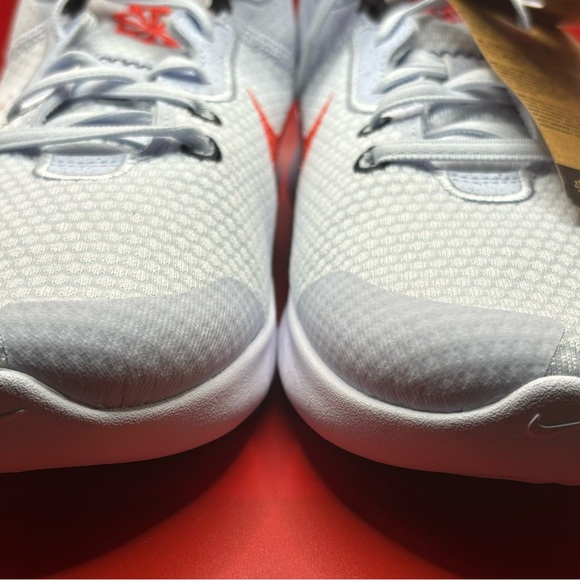 Nike Flex Experience Run 9.5M 11W
Running Shoes Easter Spring Father Day Track - Picture 7 of 11